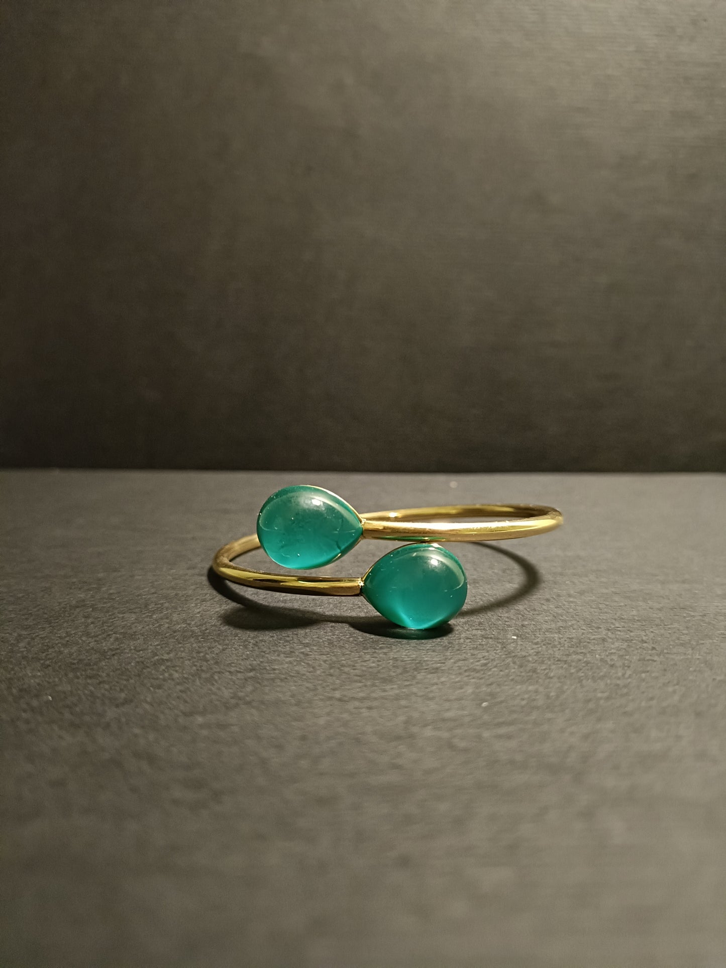 Bracciale -Softcore - Finitura Gold - Pietra Verde
