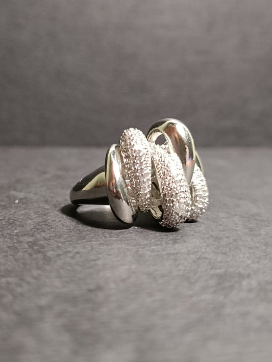 Anello - Claw Chic - Finitura Silver - Pavè Pietre luminose