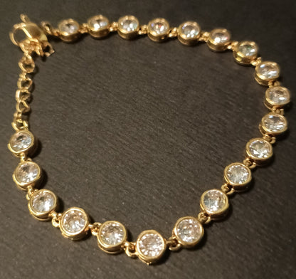 Bracciale - Eyes on Me – Finitura Gold con Pietre lucenti