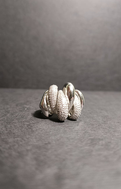 Anello - Claw Chic - Finitura Silver - Pavè Pietre luminose